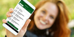 Foto: Smartphone with REHACARE App / Fotolia